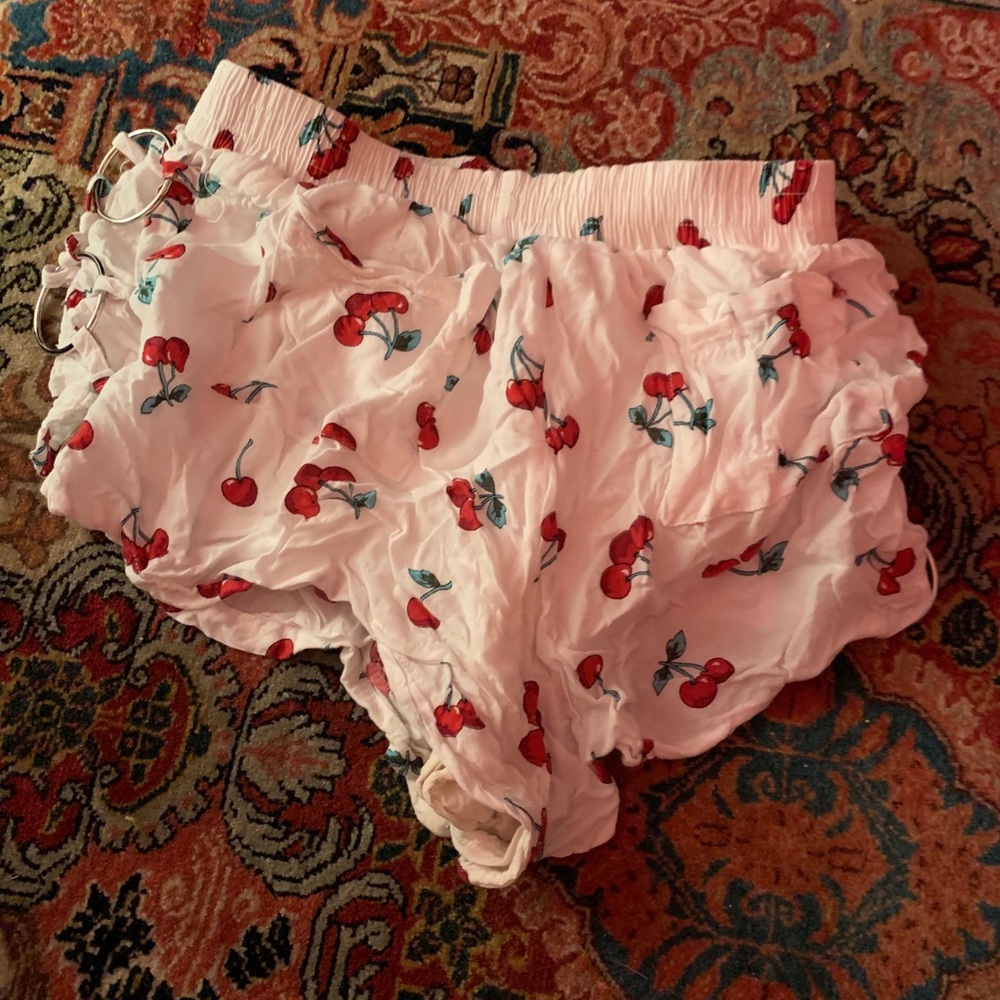 LF shorts